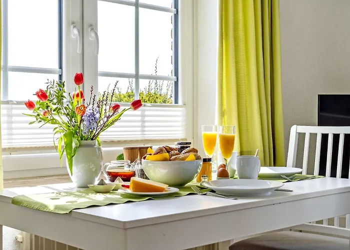 Knusthof Lafrenz - West *